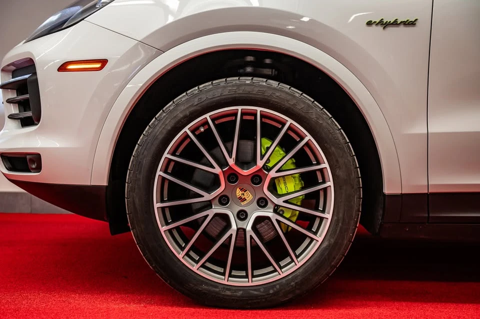 2023 Porsche 9Y0/9Y3 Cayenne - Image 4 of 10