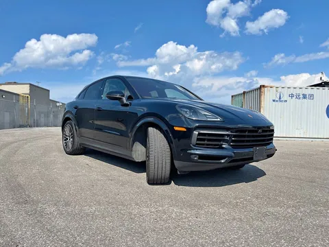 2023 Porsche Cayenne Coupe Base