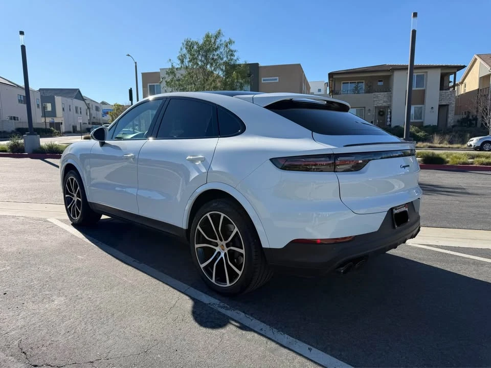2023 Porsche 9Y0/9Y3 Cayenne - Image 2 of 14