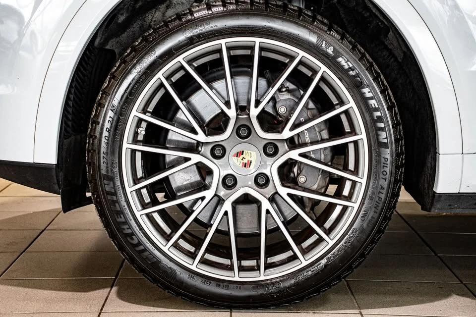 2023 Porsche 9Y0/9Y3 Cayenne - Image 7 of 20