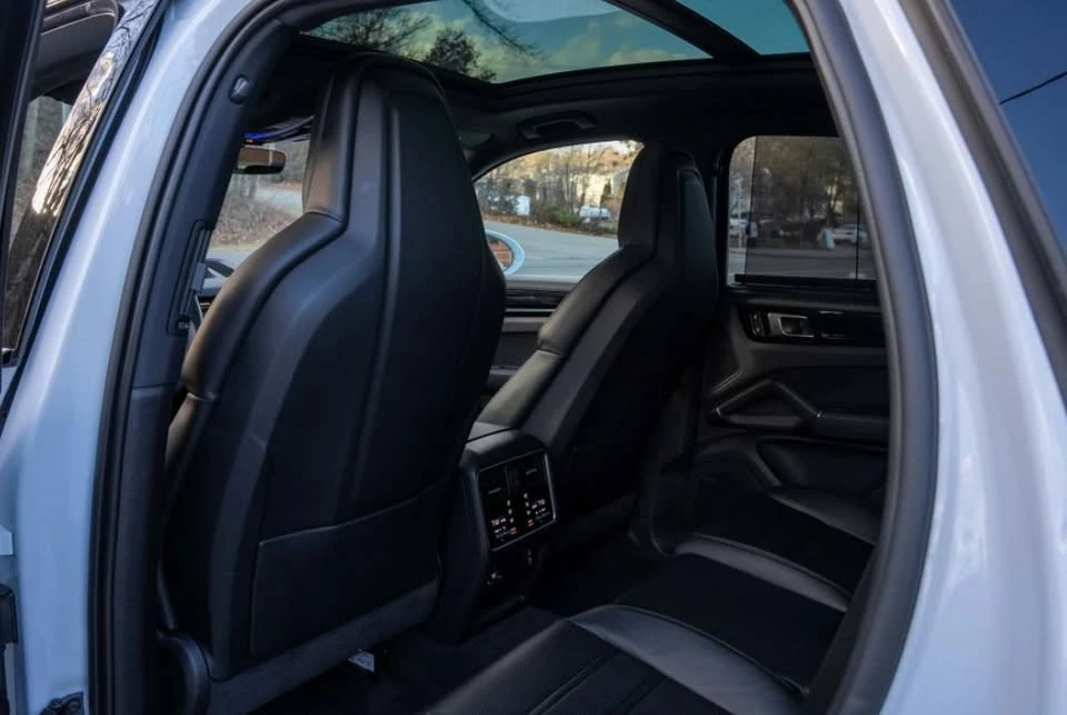 2023 Porsche 9Y0/9Y3 Cayenne - Image 12 of 19