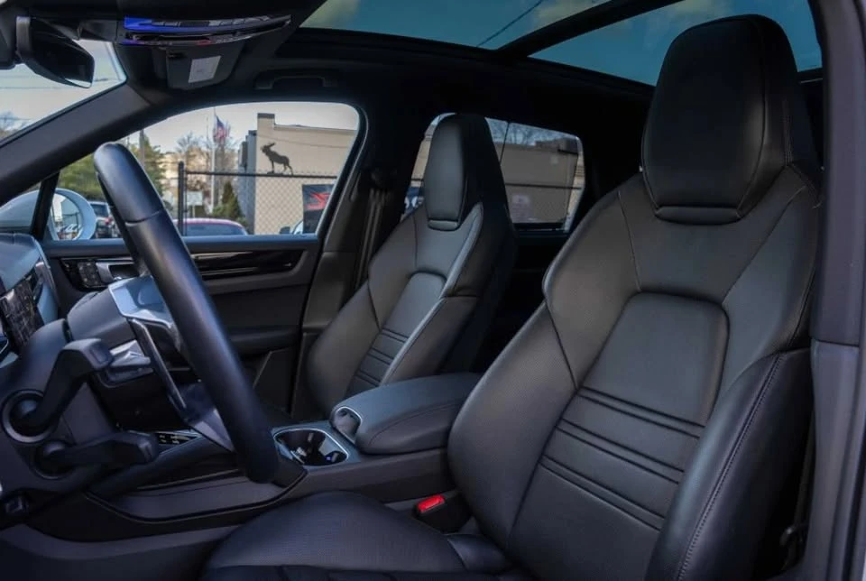 2023 Porsche 9Y0/9Y3 Cayenne - Image 11 of 19
