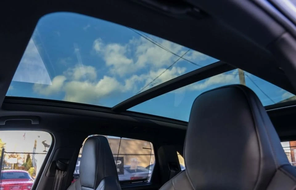 2023 Porsche 9Y0/9Y3 Cayenne - Image 18 of 19