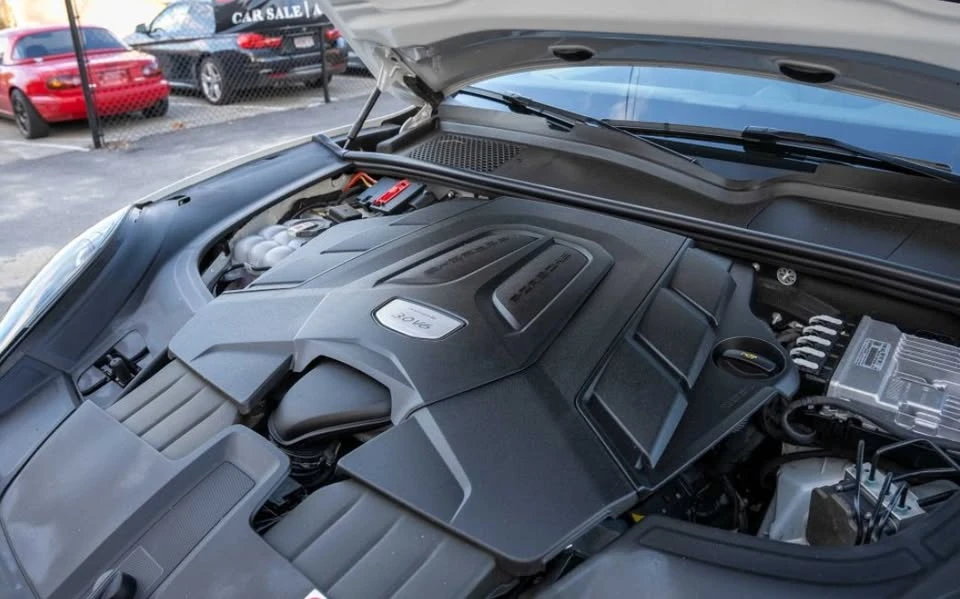 2023 Porsche 9Y0/9Y3 Cayenne - Image 19 of 19