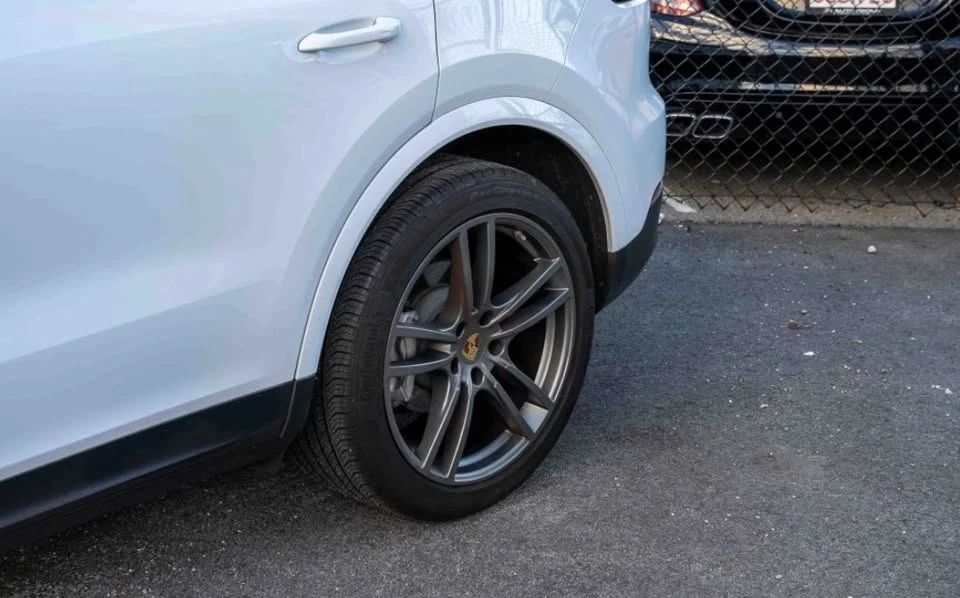 2023 Porsche 9Y0/9Y3 Cayenne - Image 5 of 19