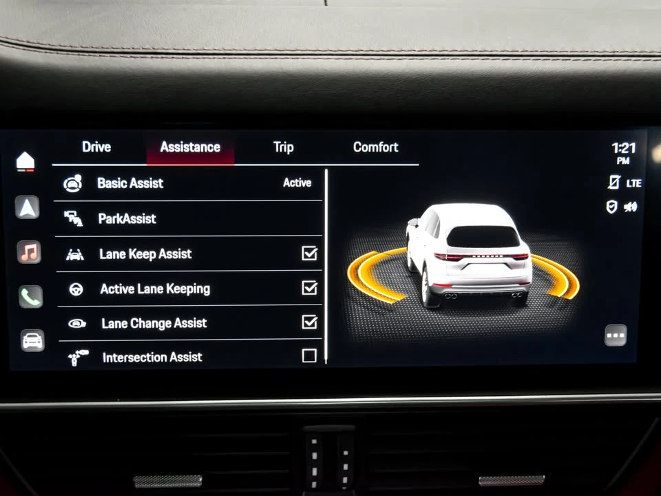 2023 Porsche 9Y0/9Y3 Cayenne - Image 16 of 20
