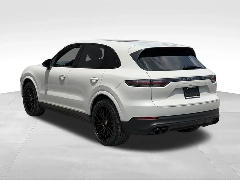2023 Porsche 9Y0/9Y3 Cayenne - Image 2 of 18