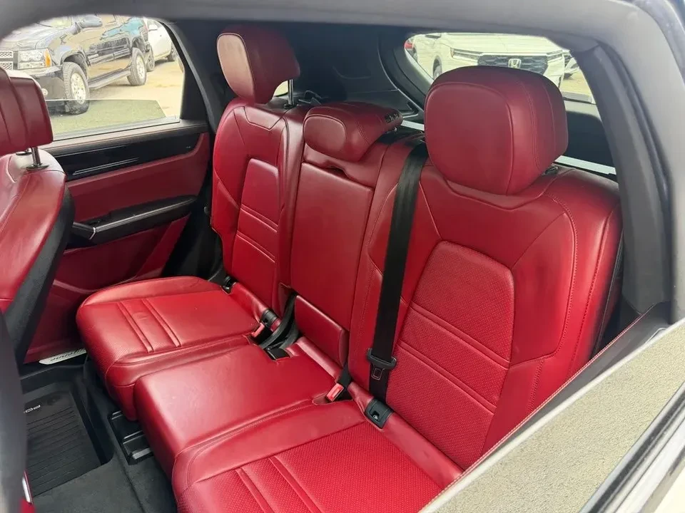 2023 Porsche 9Y0/9Y3 Cayenne - Image 14 of 18