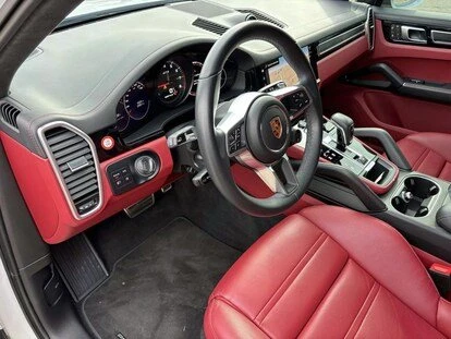 2023 Porsche 9Y0/9Y3 Cayenne GTS - Image 14 of 19
