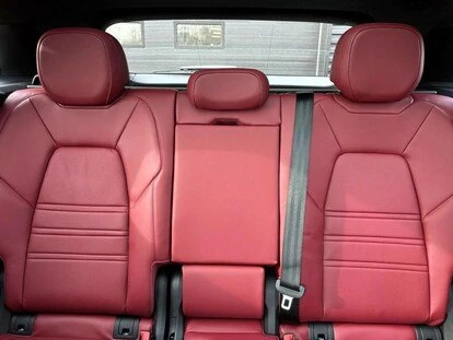 2023 Porsche 9Y0/9Y3 Cayenne GTS - Image 18 of 19