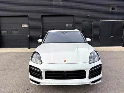 2023 Porsche 9Y0/9Y3 Cayenne GTS - Image 8 of 19