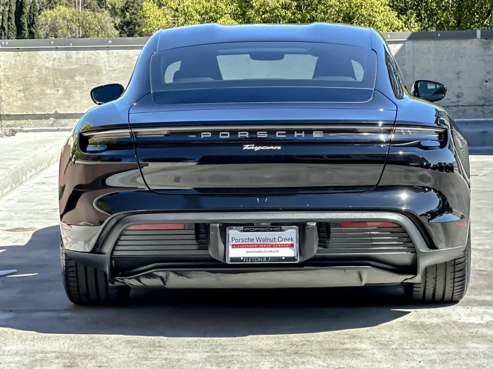 2023 Porsche Taycan - Image 7 of 19