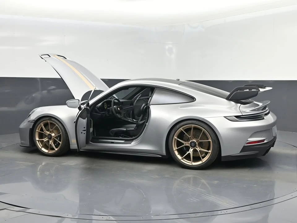 2023 Porsche 992 GT3 - Image 10 of 19