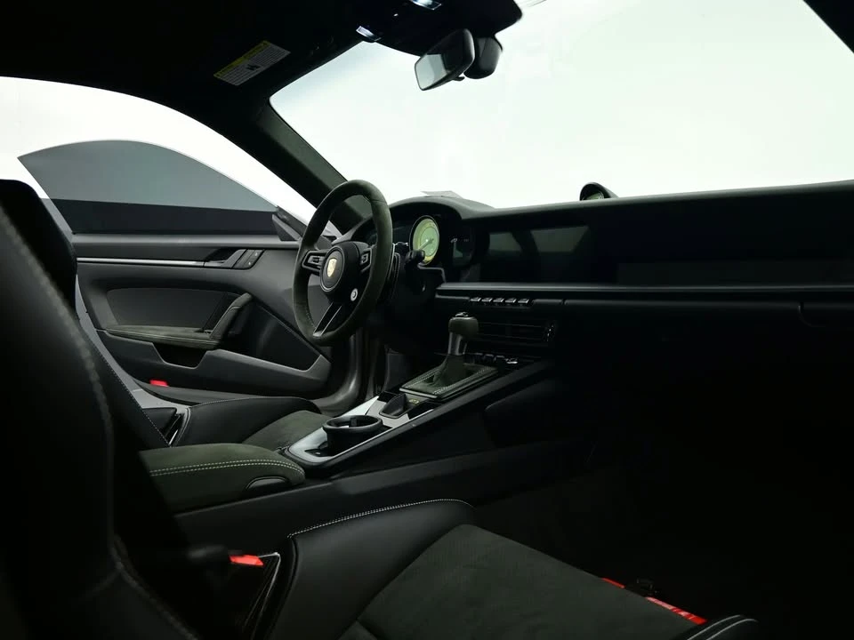 2023 Porsche 992 GT3 - Image 18 of 19