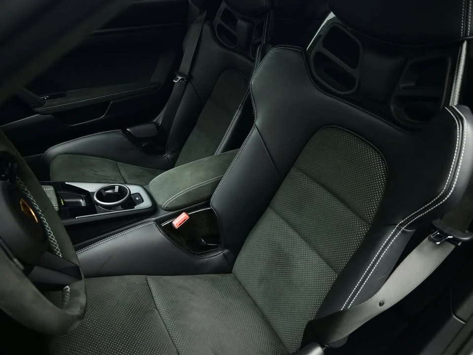 2023 Porsche 992 GT3 - Image 11 of 19