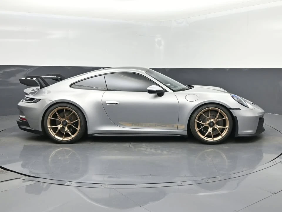 2023 Porsche 992 GT3 - Image 2 of 19