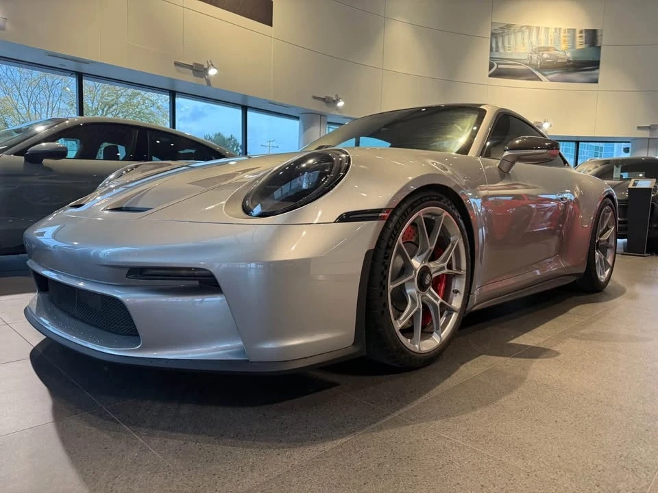 2023 Porsche 992 GT3 - Image 2 of 10
