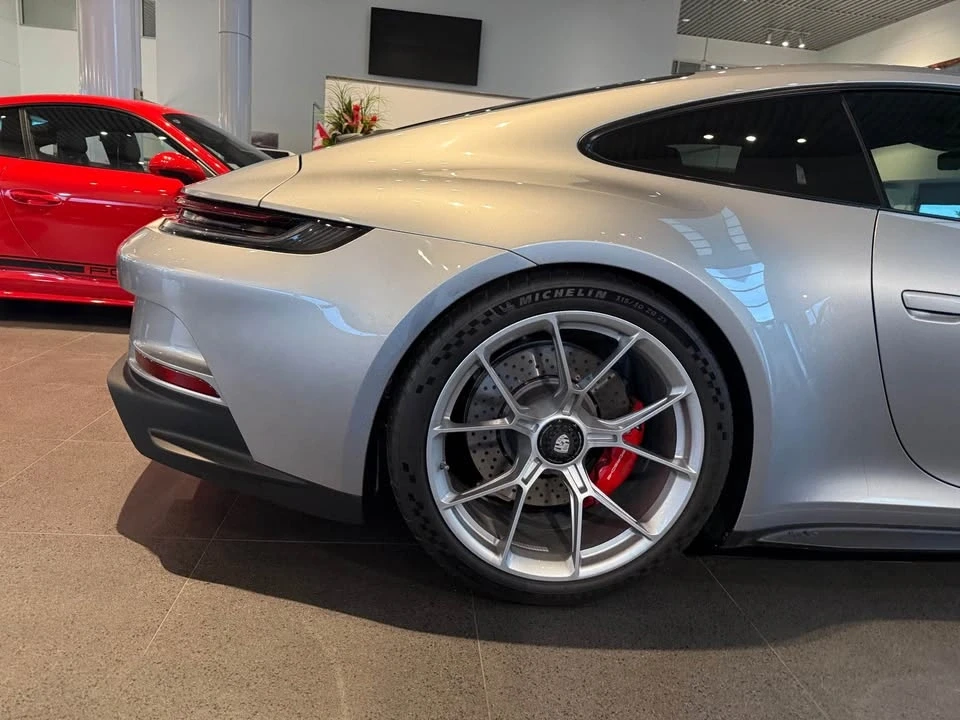 2023 Porsche 992 GT3 - Image 4 of 10