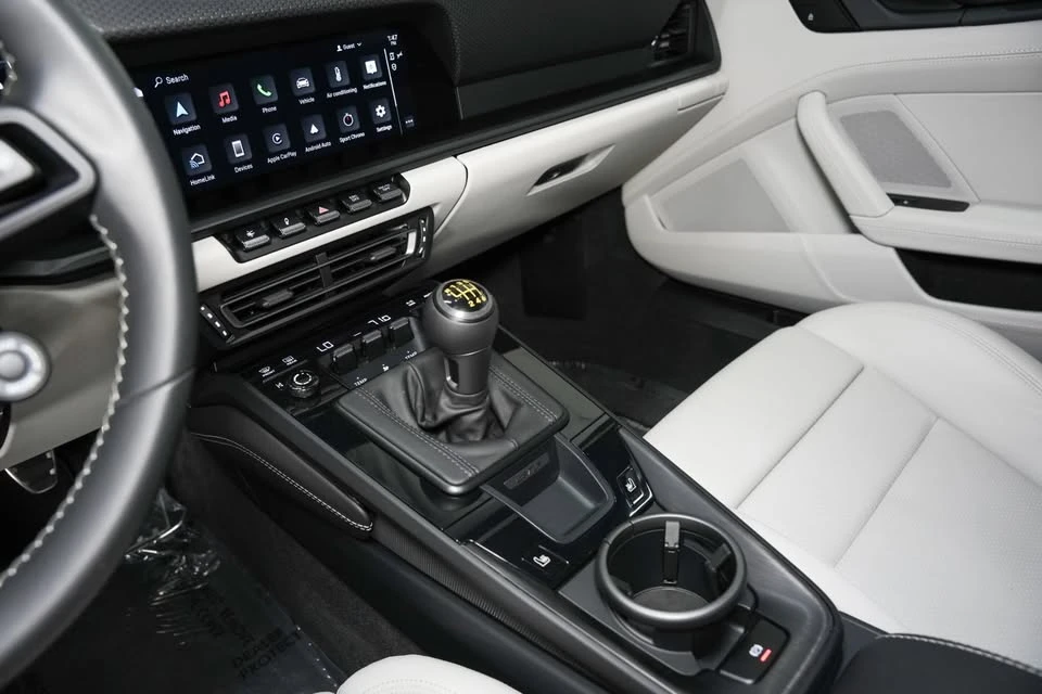 2023 Porsche 992 GT3 - Image 10 of 15