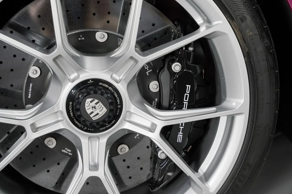 2023 Porsche 992 GT3 - Image 7 of 15