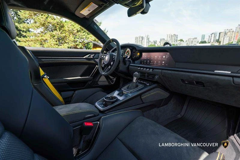 2023 Porsche 992 GT3 RS - Image 17 of 19
