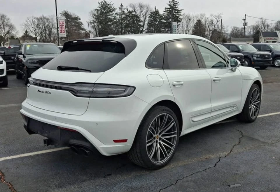2023 Porsche Macan GTS - Image 3 of 11