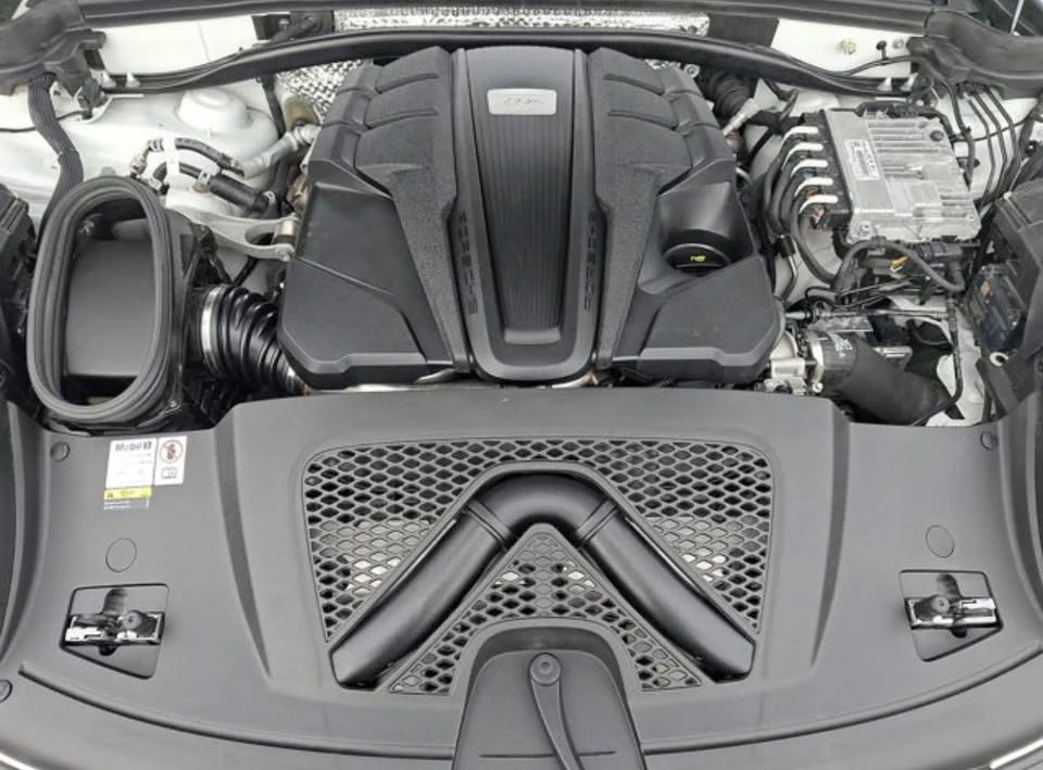 2023 Porsche Macan GTS - Image 11 of 11