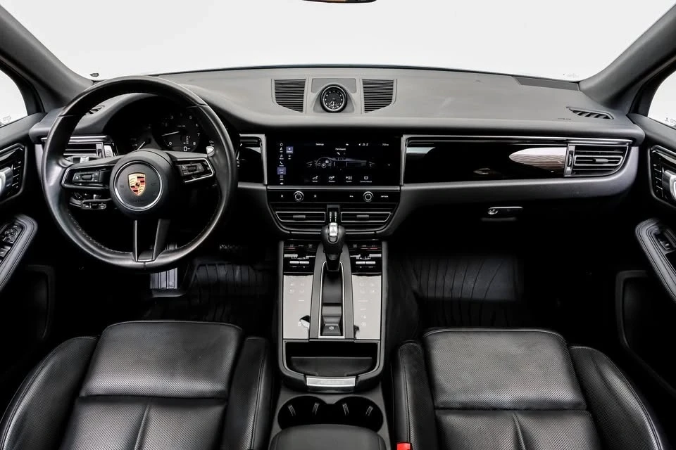 2023 Porsche Macan - Image 20 of 20