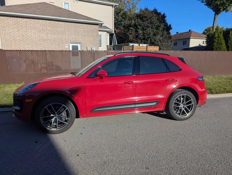 2023 Porsche Macan - Image 4 of 19