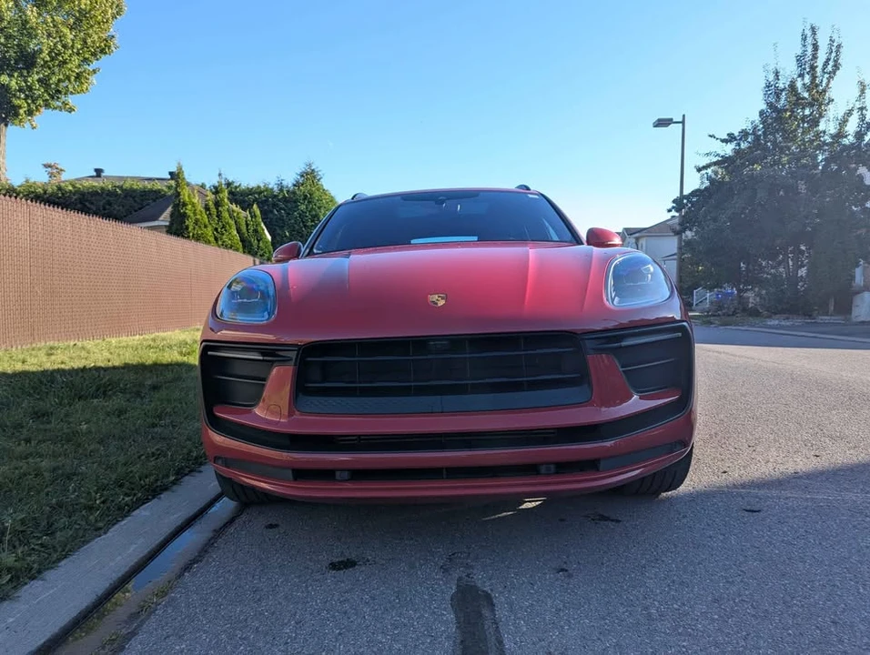 2023 Porsche Macan - Image 9 of 19