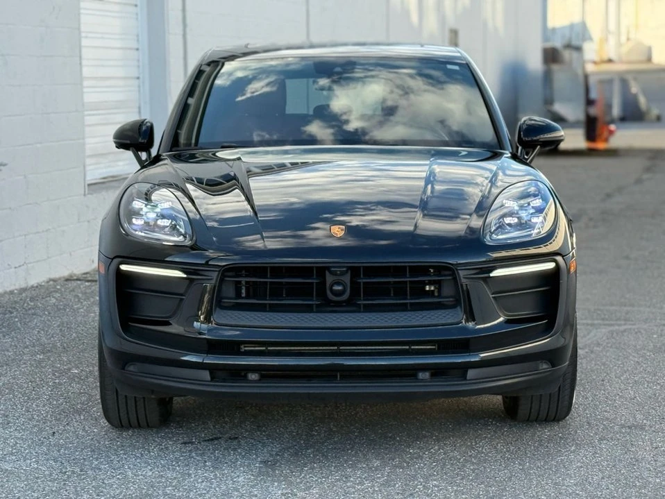 2023 Porsche Macan - Image 7 of 19