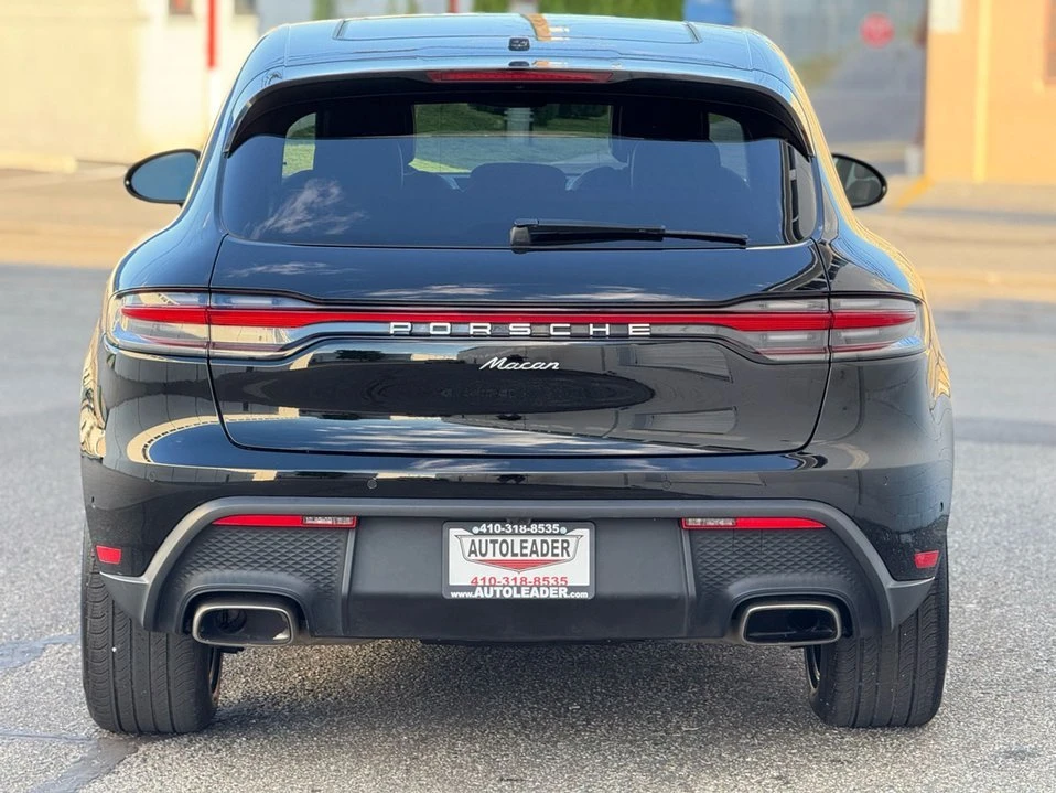 2023 Porsche Macan - Image 5 of 19
