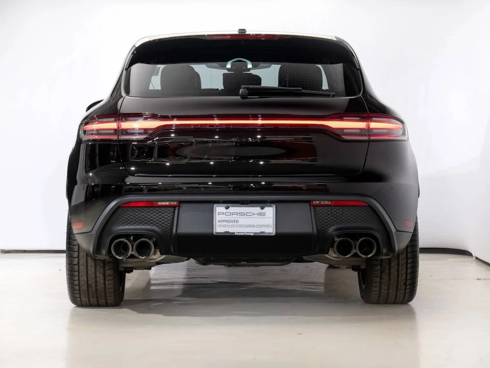 2023 Porsche Macan - Image 9 of 20