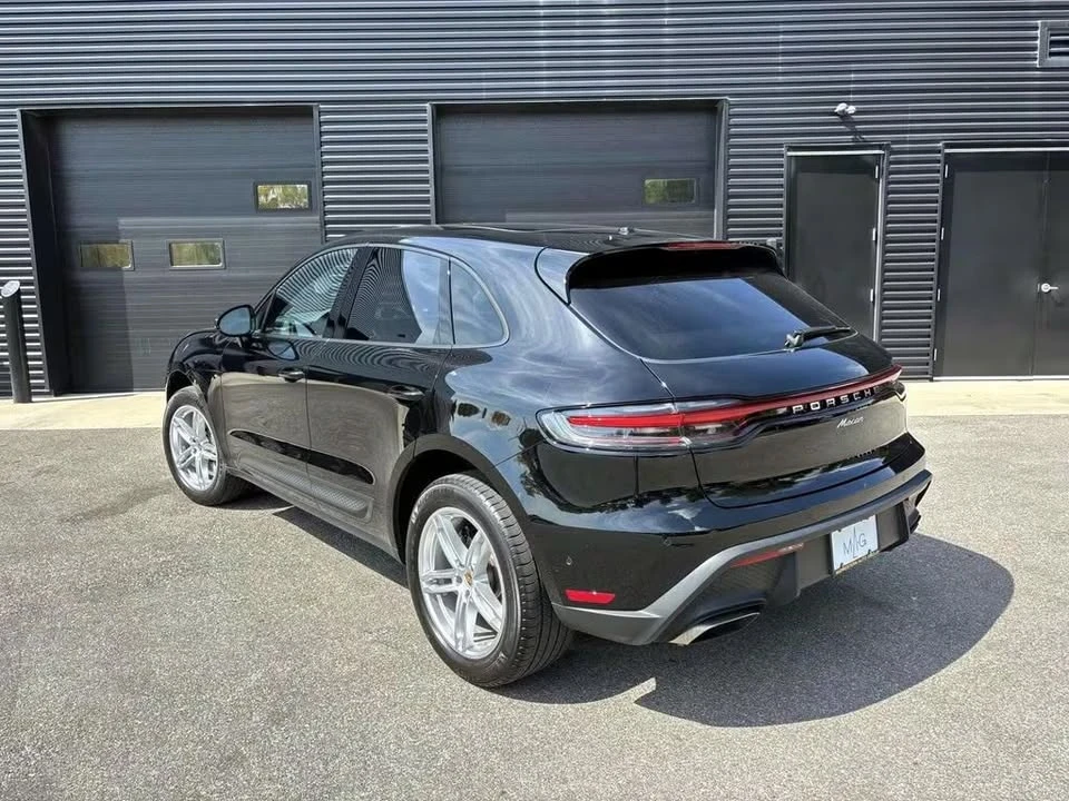 2023 Porsche Macan - Image 5 of 13