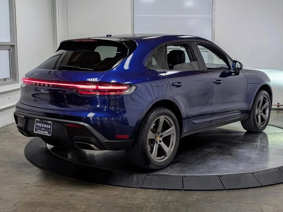 2023 Porsche Macan - Image 8 of 20