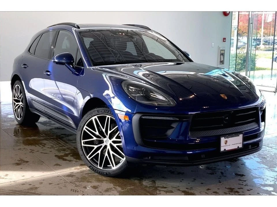 2023 Porsche Macan - Image 2 of 19