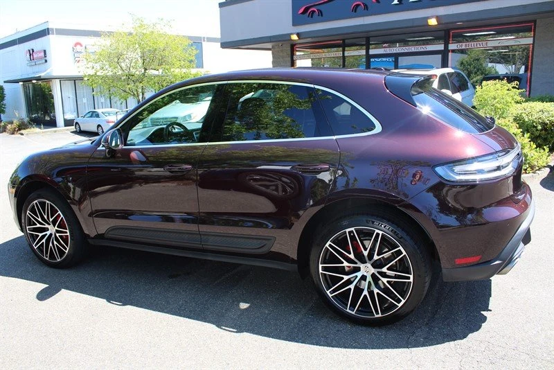 2023 Porsche Macan - Image 3 of 19