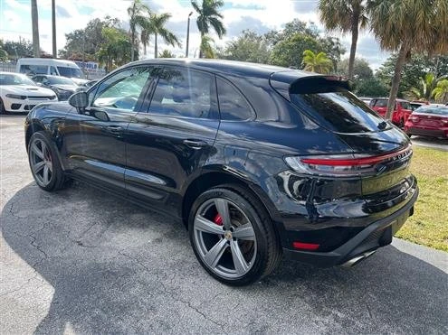 2023 Porsche Macan - Image 6 of 19