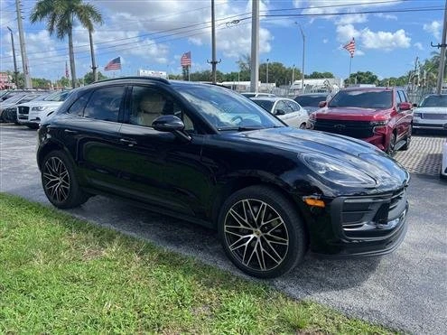 2023 Porsche Macan - Image 3 of 18