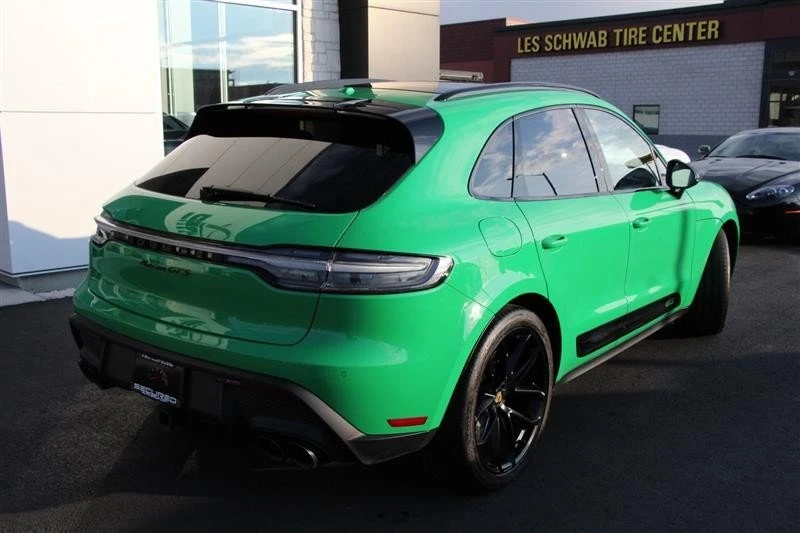 2023 Porsche Macan - Image 9 of 20
