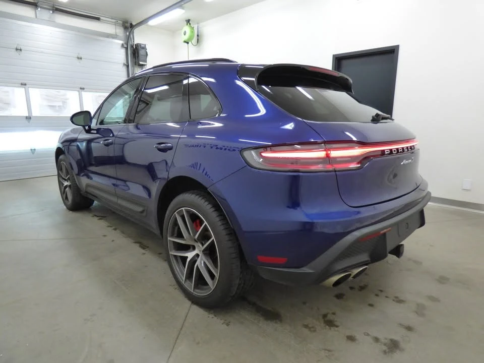 2023 Porsche Macan - Image 2 of 20