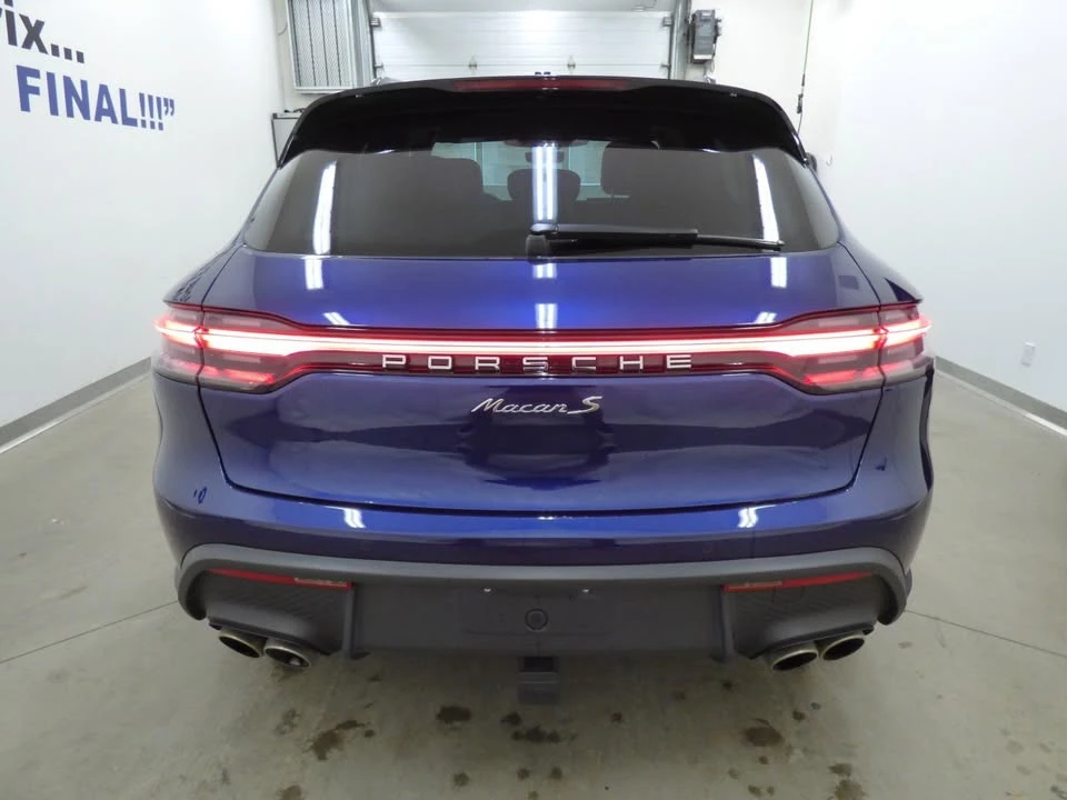 2023 Porsche Macan - Image 4 of 20