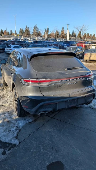 2023 Porsche Macan - Image 2 of 6