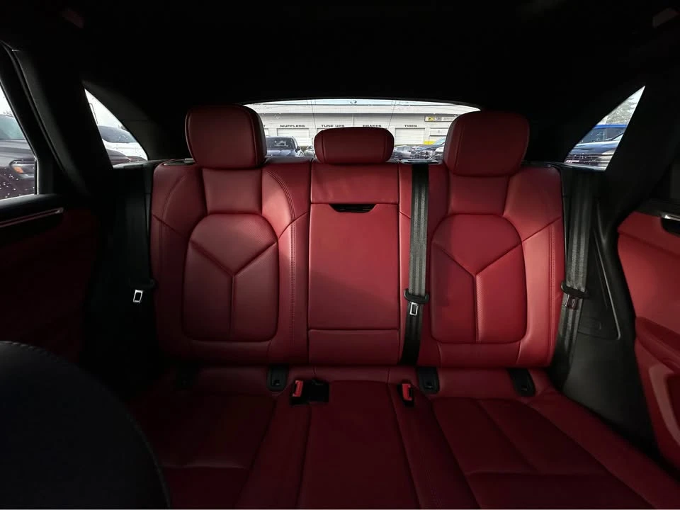 2023 Porsche Macan S - Image 13 of 16