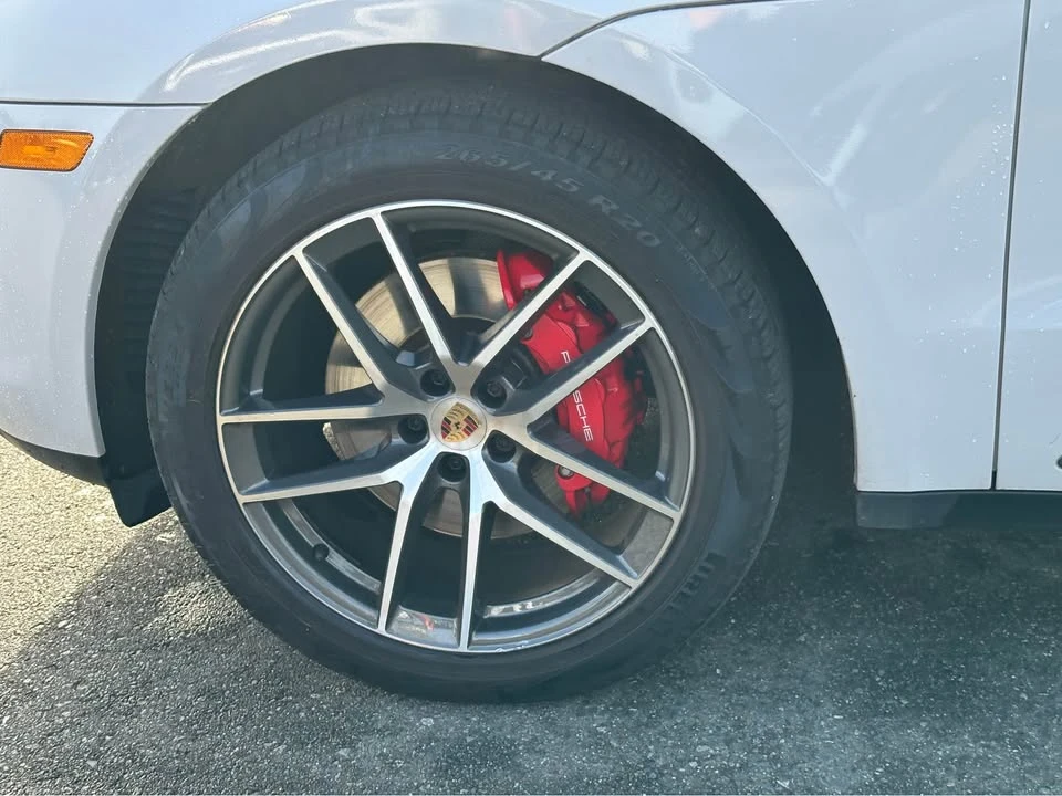 2023 Porsche Macan - Image 20 of 20