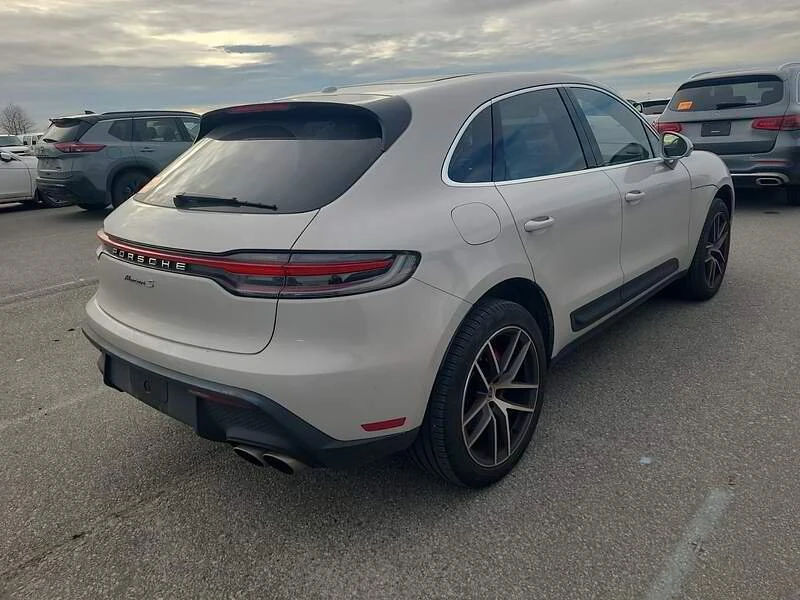 2023 Porsche Macan - Image 2 of 3