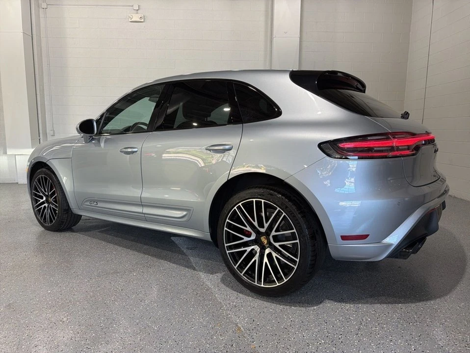 2023 Porsche Macan - Image 3 of 20