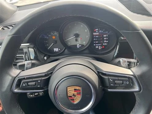 2023 Porsche Macan - Image 12 of 19
