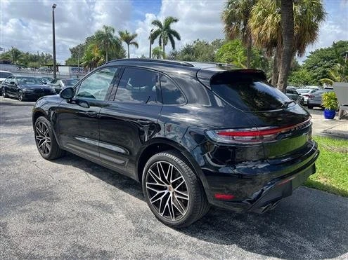 2023 Porsche Macan - Image 6 of 18