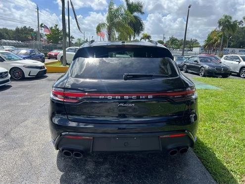 2023 Porsche Macan - Image 5 of 18